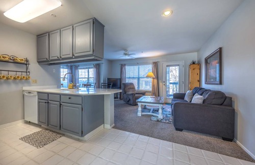 Hood River Condo | 85 m² Condo ∙ 1 bedroom ∙ 5 guests