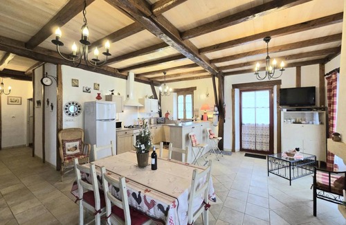 Mazeyrolles House | 85 m² Gîte ∙ 2 bedrooms ∙ 4 guests