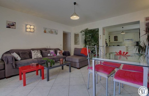 Confort House | 85 m² Gîte ∙ 2 bedrooms ∙ 5 guests