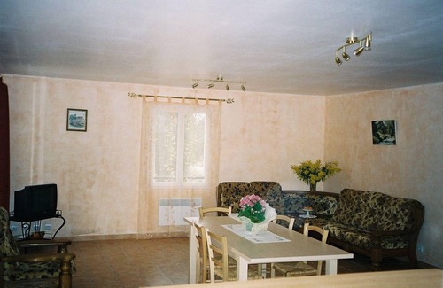 Le Barroux House | 85 m² House ∙ 3 bedrooms ∙ 8 guests