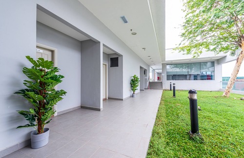 Cyberjaya Apartment | 8500SF Rooftop Pool & Gym at Cyberjaya