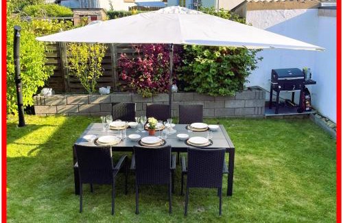 Riegelsberg Apartment | 85qm mit Garten und eigener Garage für 6 Personen, Moderne trifft Tradition - Apartment "Rosie"
