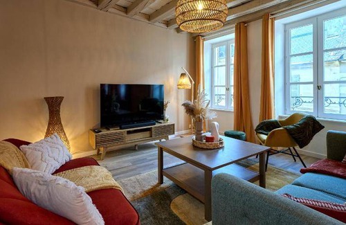 Nevers Apartment | 86 m² Apartment ∙ 3 bedrooms ∙ 6 guests