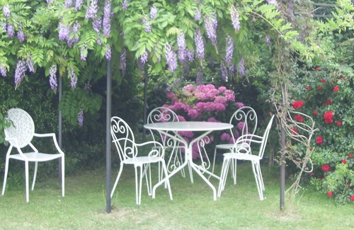 Cavigny House | 86 m² House ∙ 2 bedrooms ∙ 5 guests