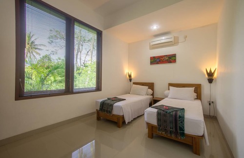 Senggigi Villa | 86 m² Villa ∙ 2 bedrooms ∙ 4 guests
