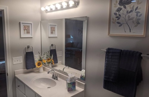 Washington Court House Apartment | 871 Gregg St New 2 Bed Apt Fully Furnished.