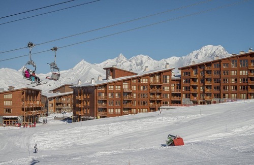 Arc-1800 Apartment | 87m2- Ski In & Out - Pool/Spa/Jacuzzi - Highest Floor - 5* Residence -Arcs1800