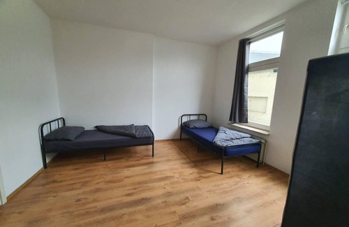 Brunsbuttel Apartment | 88 m² Apartment ∙ 3 bedrooms ∙ 6 guests