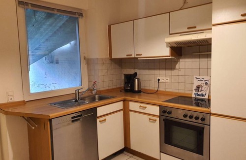 Brunsbuttel Apartment | 88 m² Apartment ∙ 3 bedrooms ∙ 6 guests
