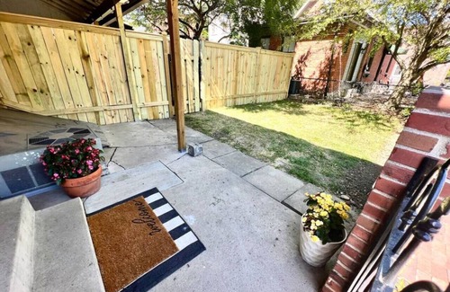German Village House | 888 Macon (1 bdrm) · Historic German Village home | fenced yard