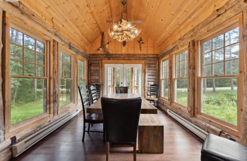 Mauston House | 8BR 5BA Huge Dog Friendly Log Cabin near Wisconsin Dells and Lake sleeps 25plus