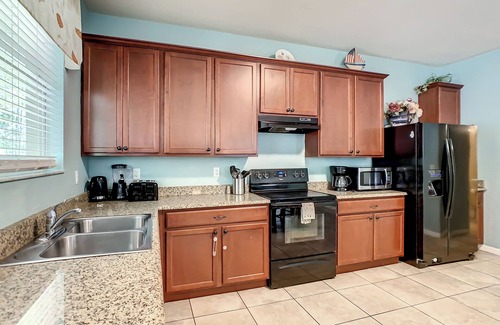 Crystal Cove House | 8br/5ba Pool Villa,Near Disney, Seaworld, Convention Ctr