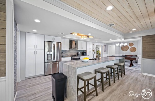 Harbor Hills House | 8BR w/Heated Pool & Waterview - Close to Beach +