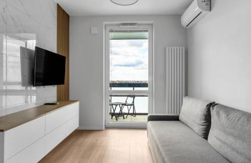 Wlochy Apartment | 8th Floor Warsaw Włochy Apt - Balcony, Workspace - by Rentujemy