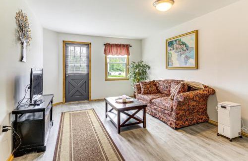 Arlington House | 9 Acres, Pick Your Own Apples Cabin in Arlington!