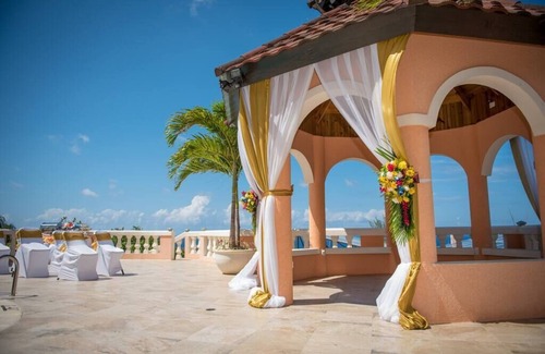 IronShore Estates Villa | 9 Bedroom Luxury Villa-Montego Bay Jamaica with Pool & Staff