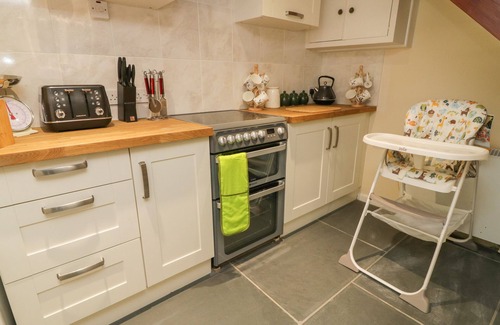 Truro Cottage | 9 COPES GARDENS, pet friendly, with open fire in Truro