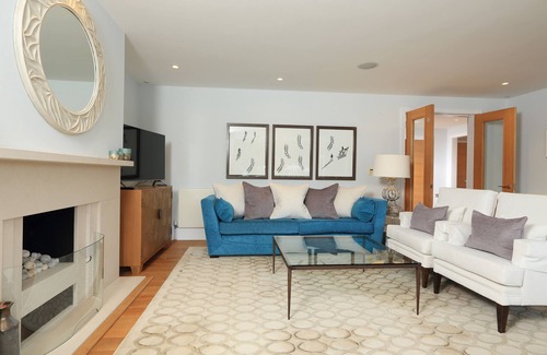 Dartmouth Cottage | 9 DART MARINA, family friendly, luxury holiday cottage in Dartmouth
