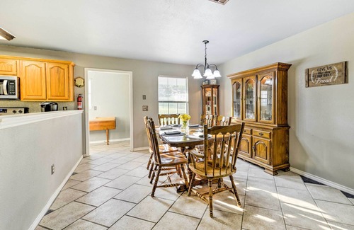 Moody House | 9 Mi to Belton Lake: Home w/Fire Pit & Patio
