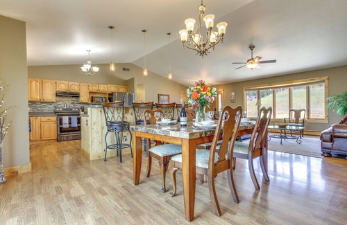 Montana City House | 9 Mi to Helena: Mtn-View & Hot Tub at Huge Home
