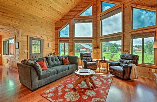Pinetop House | 9 Mi to Rainbow Lake Mtn Getaway with BBQ!
