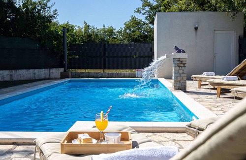 Labin Other | 90 m² Accommodation ∙ 3 bedrooms ∙ 7 guests