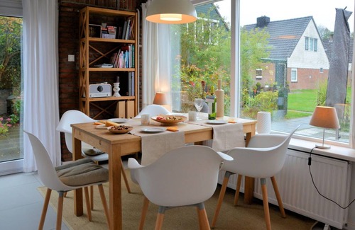 Municipality of Noordwijk Apartment | 90 m² Apartment ∙ 3 bedrooms ∙ 6 guests