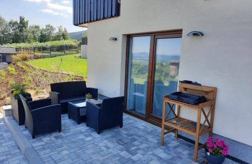 Liberec Apartment | 90 m² Apartment ∙ 1 bedroom ∙ 5 guests