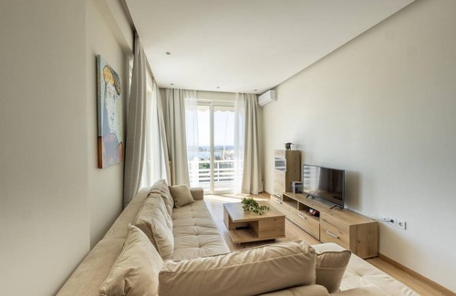 Glyfada Apartment | 90 m² Apartment ∙ 2 bedrooms ∙ 6 guests
