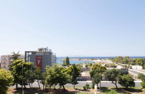 Glyfada Apartment | 90 m² Apartment ∙ 2 bedrooms ∙ 6 guests