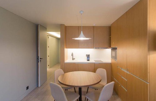 Ramalde Apartment | 90 m² Apartment ∙ 2 bedrooms ∙ 8 guests