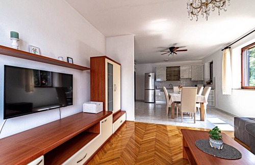Cove Tri Zala (Zrnovo) Apartment | 90 m² Apartment ∙ 3 bedrooms ∙ 6 guests