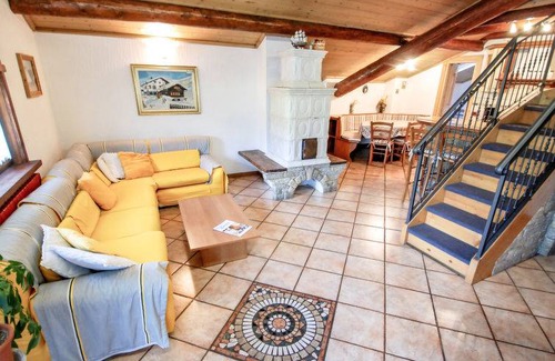 Valdisotto Apartment | 90 m² Apartment ∙ 3 bedrooms ∙ 6 guests