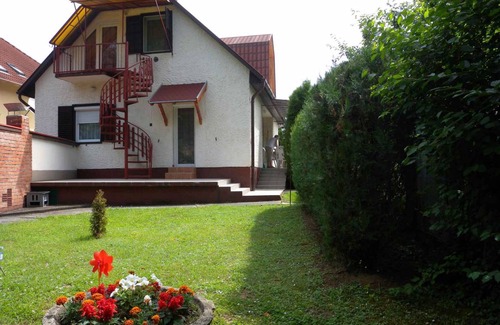 Zalakaros Apartment | 90 m² Apartment ∙ 4 bedrooms ∙ 8 guests