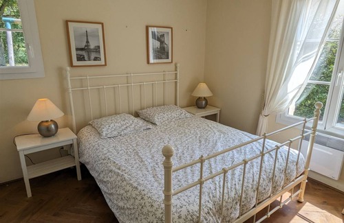 Donnery Cottage | 90 m² Cabin ∙ 3 bedrooms ∙ 6 guests
