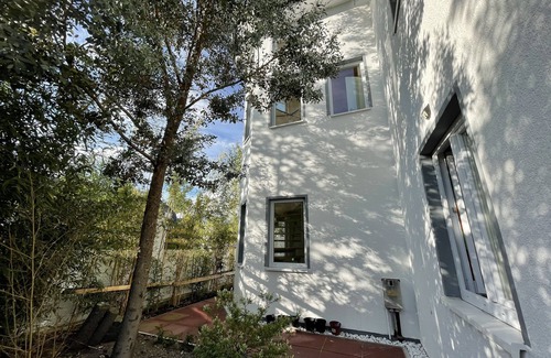 Lindenberg Apartment | 90 m2 family apartment in a new villa 16km from Berlin center with up to 3 beds