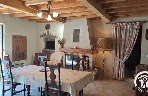Murat-sur-Vebre House | 90 m² Gîte ∙ 3 bedrooms ∙ 6 guests