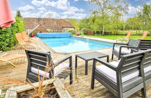 Vieux-Pont-en-Auge House | 90 m² House ∙ 3 bedrooms ∙ 8 guests