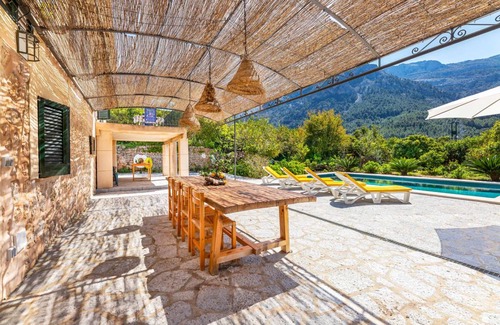 Biniaraix Villa | 90 m² Villa ∙ 2 bedrooms ∙ 4 guests
