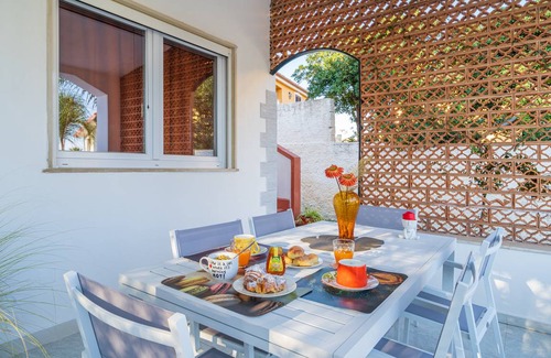 Fontane Bianche Villa | 90 m² Villa ∙ 2 bedrooms ∙ 6 guests