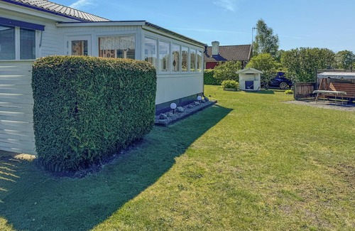 Falkvik House | 90 m² House ∙ 3 bedrooms ∙ 6 guests