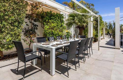 High Ridge Villa | 900 m² Villa ∙ 5 bedrooms ∙ 10 guests