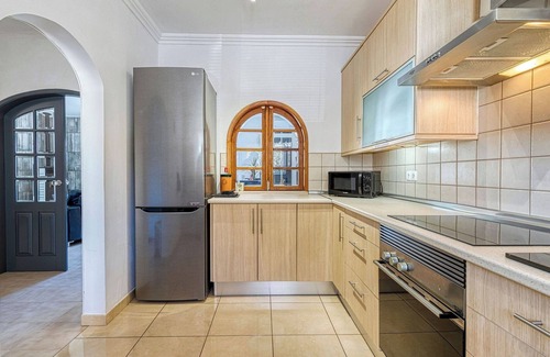 Areias Dos Moinhos Ski Chalet | 91 adm Fabulous Townhouse with communal Pool