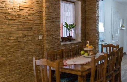 Daruvar House | 91 m² House ∙ 2 bedrooms ∙ 8 guests