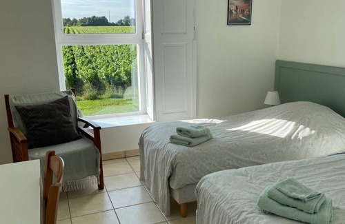 Chateau-Thebaud Cottage | 92 m² Cabin ∙ 3 bedrooms ∙ 6 guests