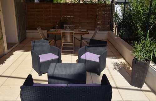 Capestang House | 92 m² Gîte ∙ 2 bedrooms ∙ 4 guests