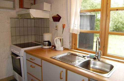 Ronbjerg House | 92 m2 summer house situated on 47.000 m2 nature/forest land. Free Wi-fi.