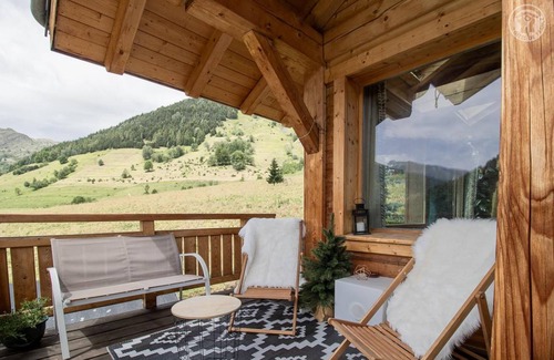 Saint-Sorlin-d'Arves House | 93 m² Gîte ∙ 3 bedrooms ∙ 10 guests