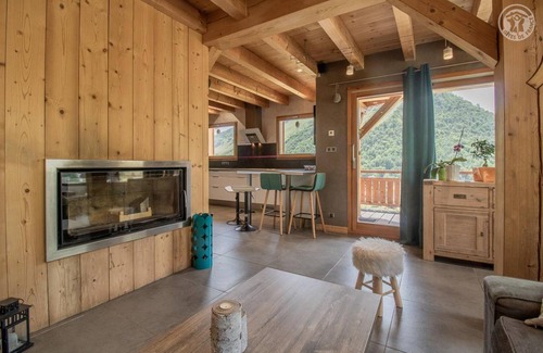 Saint-Sorlin-d'Arves House | 93 m² Gîte ∙ 3 bedrooms ∙ 10 guests