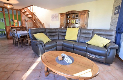 Criquetot-lʼEsneval House | 93 m² House ∙ 3 bedrooms ∙ 6 guests